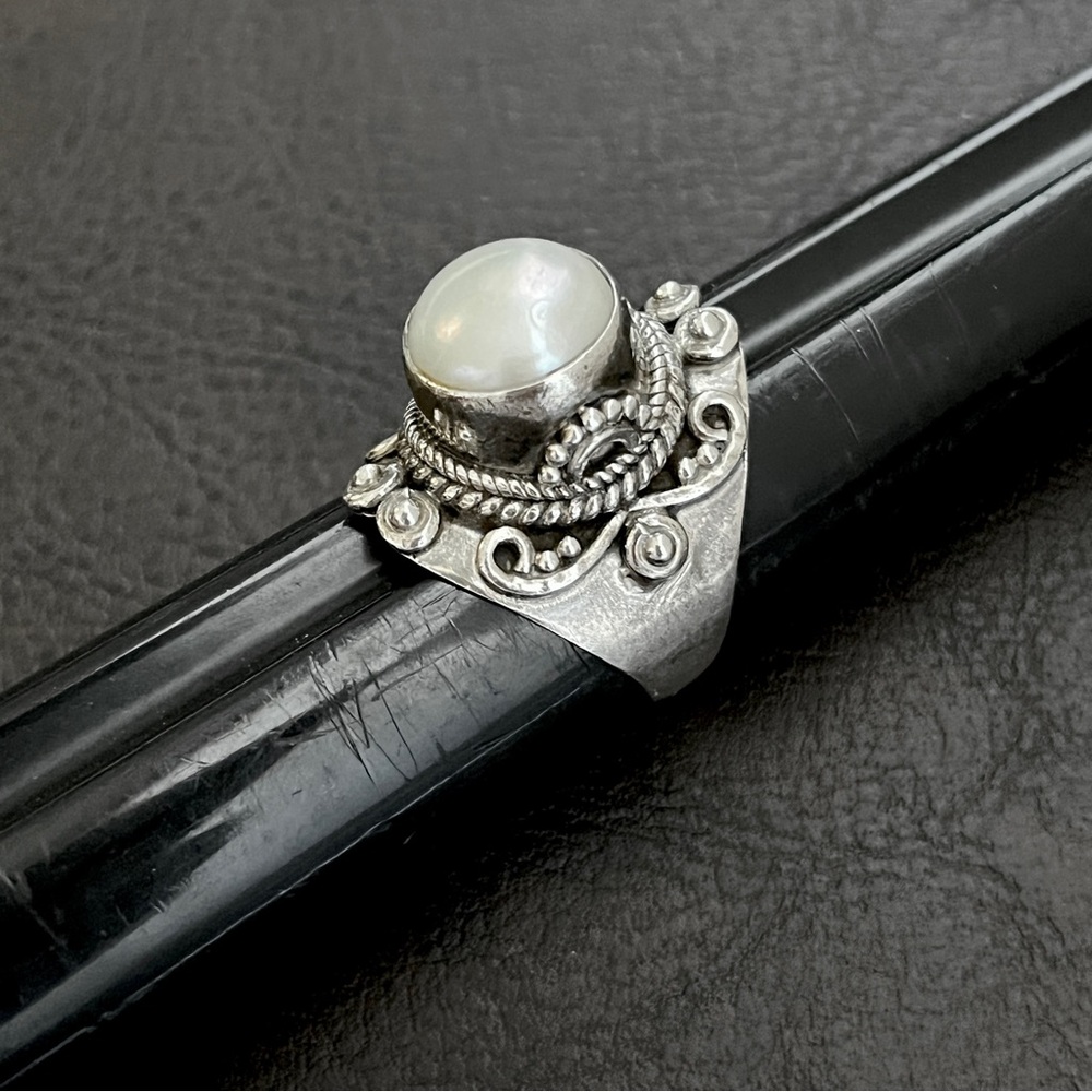 Vintage sterling silver genuine pearl statement ring Size 7.25 - Picture 7 of 12
